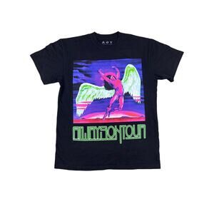 Always on Tour - Fallen Angel tee in Black & Pink
